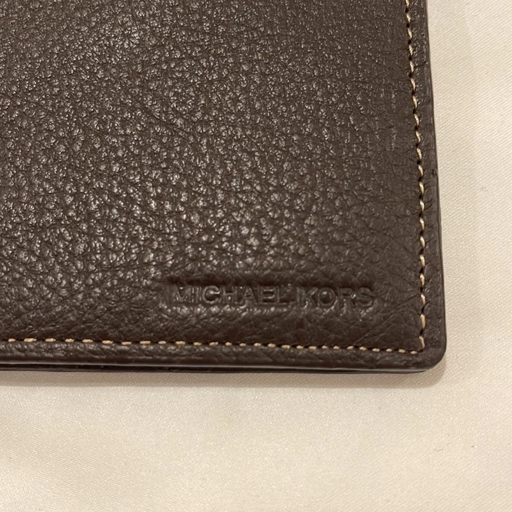 Michael Kors wallet
